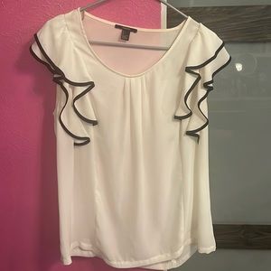 Soft ruffle rayon shirt, very flattering